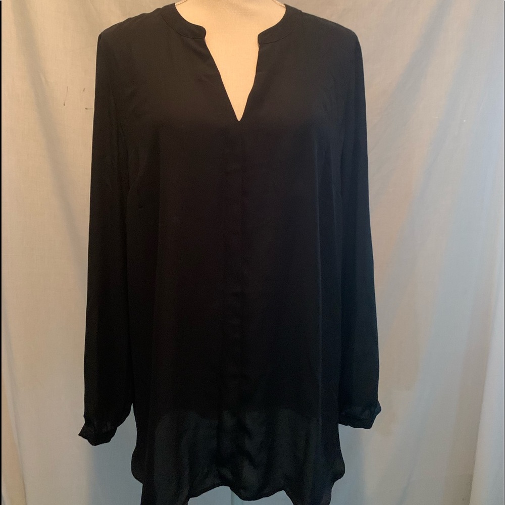 Adrianna Papell black top